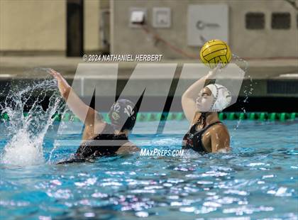 Thumbnail 2 in Centennial vs JSerra Catholic (Troy Varsity Holiday Series) photogallery.