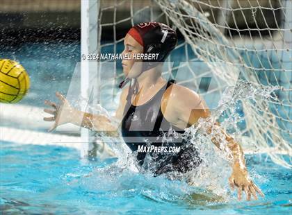 Thumbnail 2 in Centennial vs JSerra Catholic (Troy Varsity Holiday Series) photogallery.