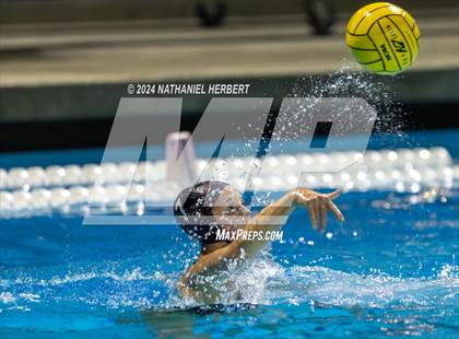 Thumbnail 2 in Centennial vs JSerra Catholic (Troy Varsity Holiday Series) photogallery.