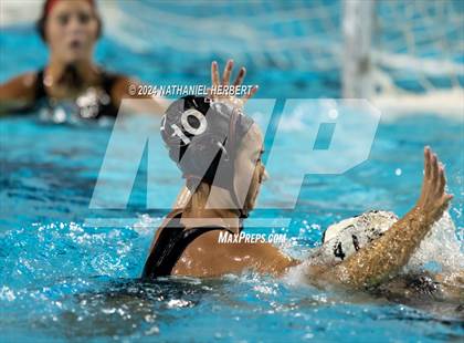 Thumbnail 2 in Centennial vs JSerra Catholic (Troy Varsity Holiday Series) photogallery.