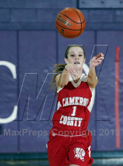 Thumbnail 1 in Cameron County vs. Cowenesque Valley (Coudersport Holiday Tournament) photogallery.
