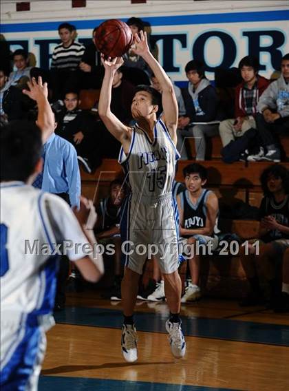 Thumbnail 1 in Arroyo @ San Marino photogallery.
