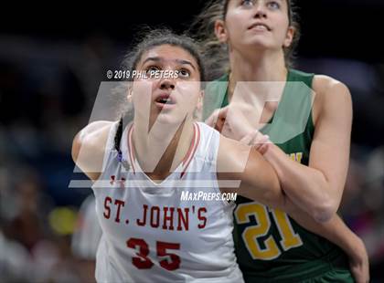 Thumbnail 1 in Georgetown Visitation Prep vs St. John's (DCSAA Class AA Final) photogallery.