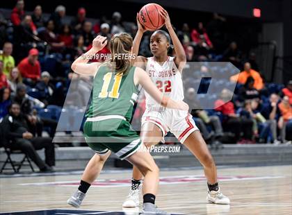 Thumbnail 1 in Georgetown Visitation Prep vs St. John's (DCSAA Class AA Final) photogallery.
