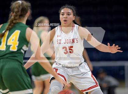 Thumbnail 1 in Georgetown Visitation Prep vs St. John's (DCSAA Class AA Final) photogallery.