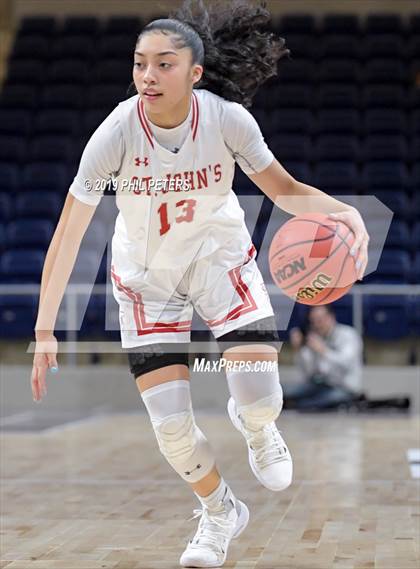 Thumbnail 3 in Georgetown Visitation Prep vs St. John's (DCSAA Class AA Final) photogallery.