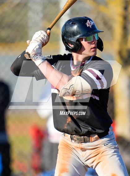 Thumbnail 1 in Woodcreek @ Inderkum photogallery.