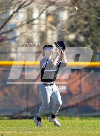 Thumbnail 3 in Woodcreek @ Inderkum photogallery.