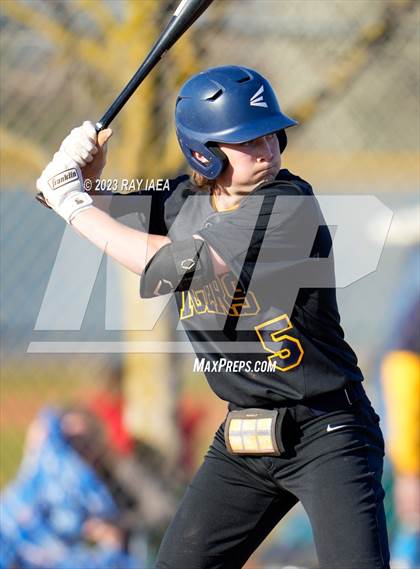 Thumbnail 3 in Woodcreek @ Inderkum photogallery.