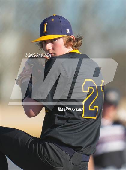 Thumbnail 3 in Woodcreek @ Inderkum photogallery.