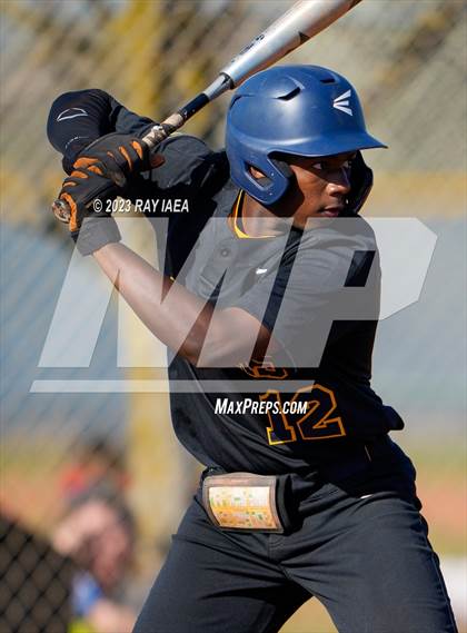 Thumbnail 1 in Woodcreek @ Inderkum photogallery.
