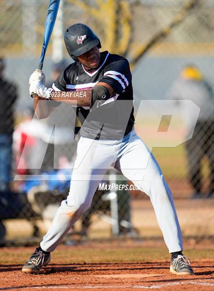 Thumbnail 1 in Woodcreek @ Inderkum photogallery.