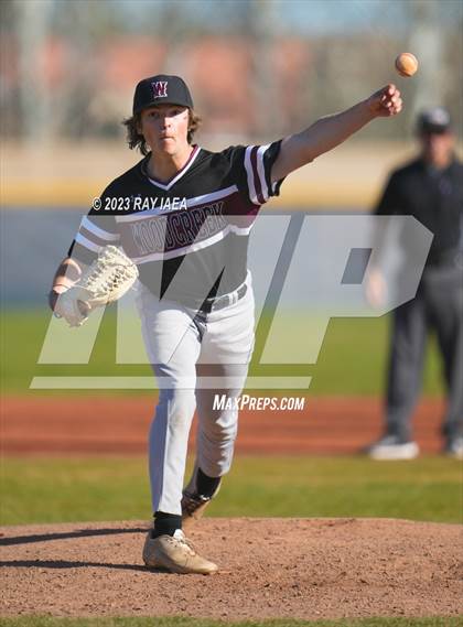 Thumbnail 1 in Woodcreek @ Inderkum photogallery.