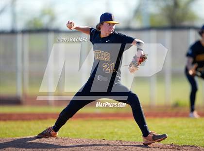 Thumbnail 2 in Woodcreek @ Inderkum photogallery.