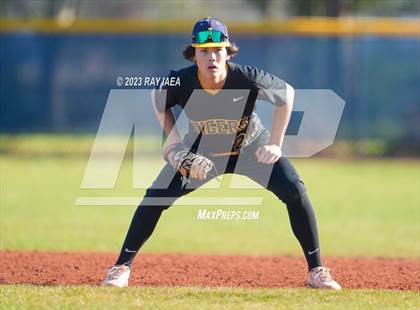 Thumbnail 1 in Woodcreek @ Inderkum photogallery.