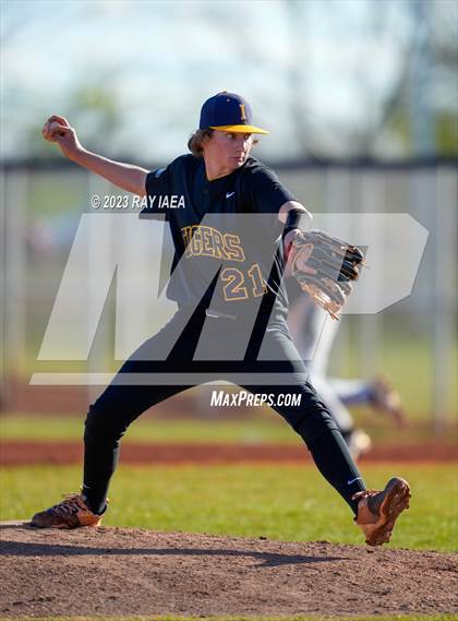 Thumbnail 2 in Woodcreek @ Inderkum photogallery.