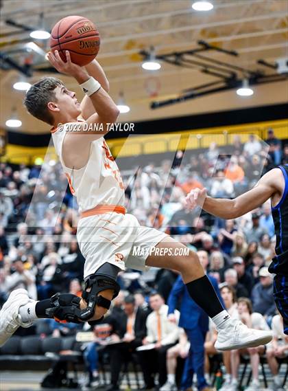 Thumbnail 2 in Nocona vs Peaster (UIL Region 1-3A Bi-District) photogallery.
