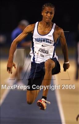 Thumbnail 1 in Nike Outdoor Championships - Day 1 photogallery.