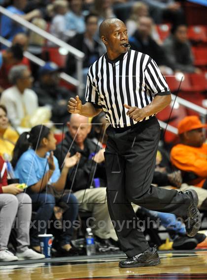 Thumbnail 3 in Rancho Buena Vista vs. Granite Hills (CIF SDS D1 Final) photogallery.