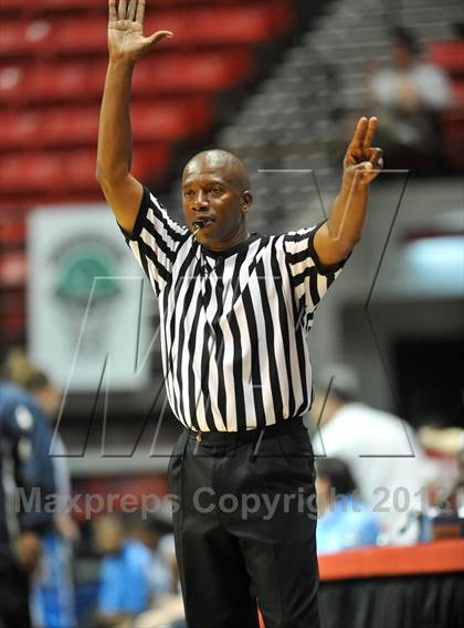 Thumbnail 2 in Rancho Buena Vista vs. Granite Hills (CIF SDS D1 Final) photogallery.