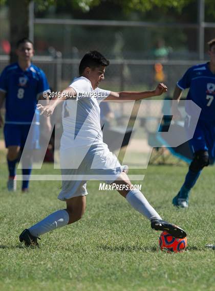 Thumbnail 3 in Chino Valley vs Camp Verde (AIA 2A Playoff) photogallery.