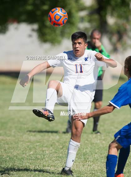 Thumbnail 3 in Chino Valley vs Camp Verde (AIA 2A Playoff) photogallery.