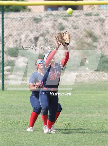 Thumbnail 3 in Corpus Christi Veterans Memorial vs. Palmview (UIL Girls Softball 5A D1 Bi-District) photogallery.