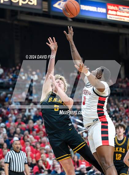 Thumbnail 1 in Hillcrest vs. Bishop Kelly (IHSAA 4A Semifinal) photogallery.