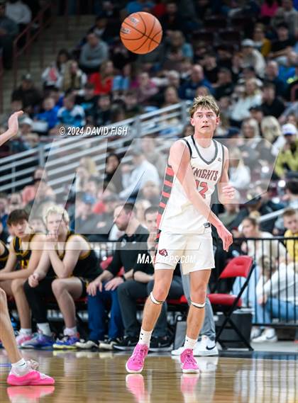 Thumbnail 1 in Hillcrest vs. Bishop Kelly (IHSAA 4A Semifinal) photogallery.
