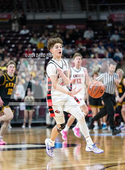 Thumbnail 3 in Hillcrest vs. Bishop Kelly (IHSAA 4A Semifinal) photogallery.