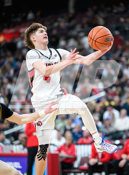 Thumbnail 1 in Hillcrest vs. Bishop Kelly (IHSAA 4A Semifinal) photogallery.