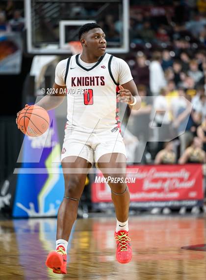 Thumbnail 2 in Hillcrest vs. Bishop Kelly (IHSAA 4A Semifinal) photogallery.