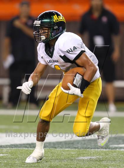 Thumbnail 3 in Kahuku vs. Leilehua photogallery.