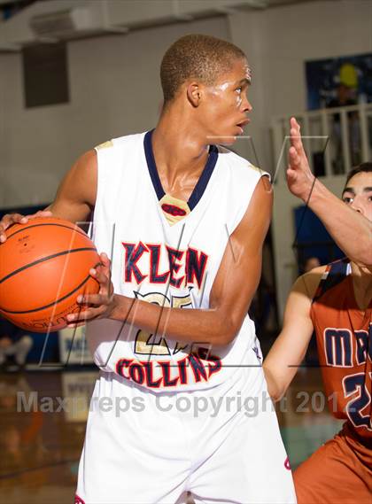 Thumbnail 2 in Klein Collins vs. Madison (McDonald's Texas Invitational) photogallery.