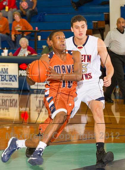 Thumbnail 3 in Klein Collins vs. Madison (McDonald's Texas Invitational) photogallery.