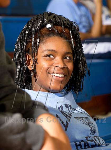 Thumbnail 2 in Klein Collins vs. Madison (McDonald's Texas Invitational) photogallery.