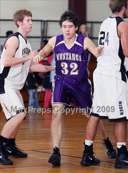 Thumbnail 1 in Rider vs Marble Falls (Fantasy of Lights Tournament) photogallery.