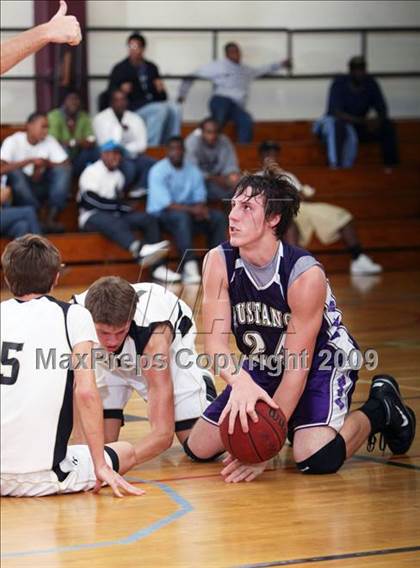 Thumbnail 3 in Rider vs Marble Falls (Fantasy of Lights Tournament) photogallery.