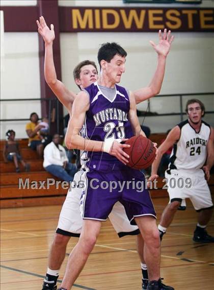 Thumbnail 2 in Rider vs Marble Falls (Fantasy of Lights Tournament) photogallery.