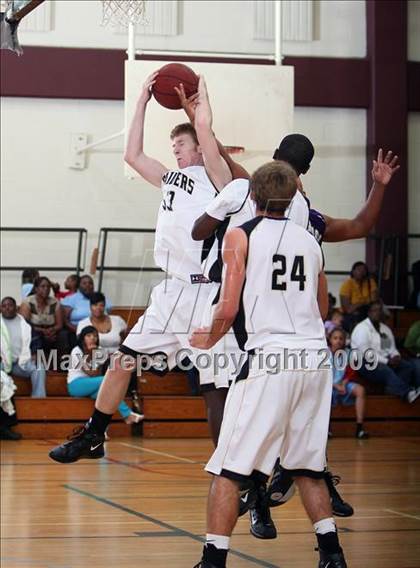 Thumbnail 3 in Rider vs Marble Falls (Fantasy of Lights Tournament) photogallery.