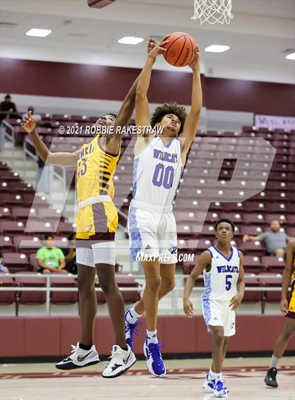 Thumbnail 2 in Fairfield vs Rains (Athens Tournament) photogallery.