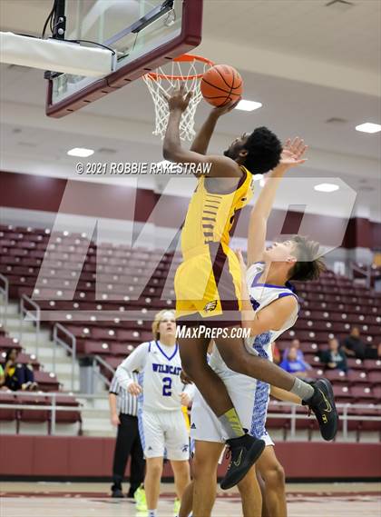 Thumbnail 1 in Fairfield vs Rains (Athens Tournament) photogallery.