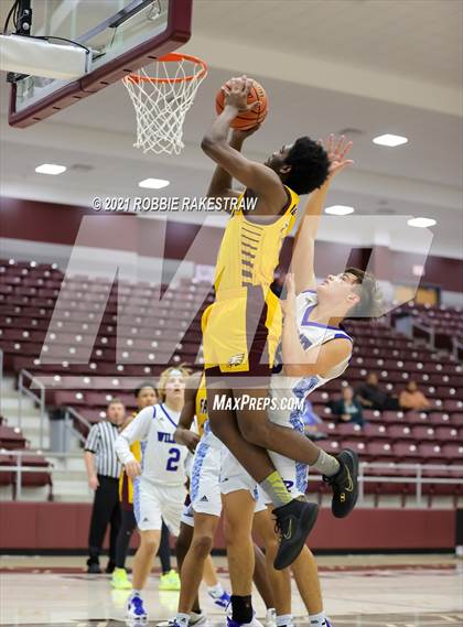 Thumbnail 3 in Fairfield vs Rains (Athens Tournament) photogallery.