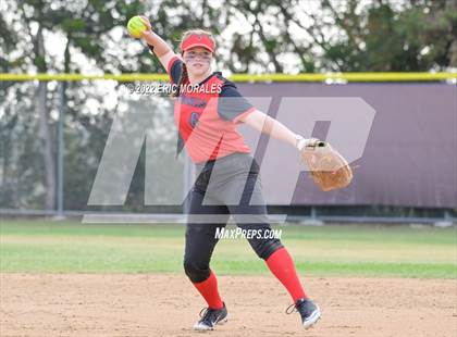 Thumbnail 1 in Clairemont @ Canyon Hills photogallery.