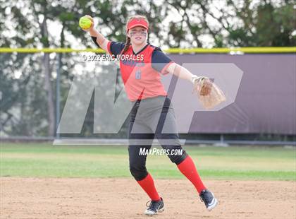 Thumbnail 3 in Clairemont @ Canyon Hills photogallery.