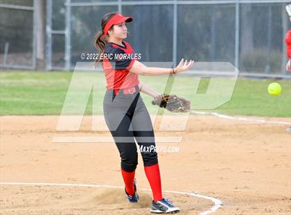 Thumbnail 2 in Clairemont @ Canyon Hills photogallery.