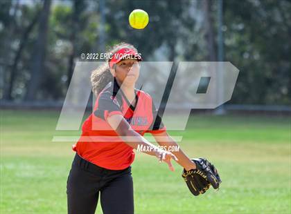 Thumbnail 1 in Clairemont @ Canyon Hills photogallery.