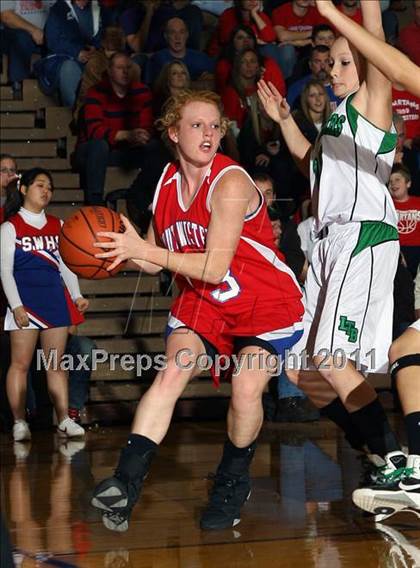 Thumbnail 2 in Southwestern vs. Triton Central photogallery.