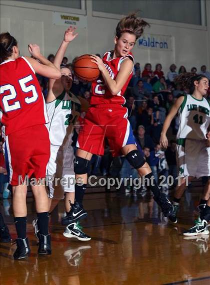Thumbnail 3 in Southwestern vs. Triton Central photogallery.