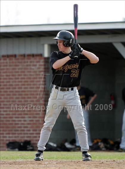 Thumbnail 3 in Apex @ Panther Creek photogallery.